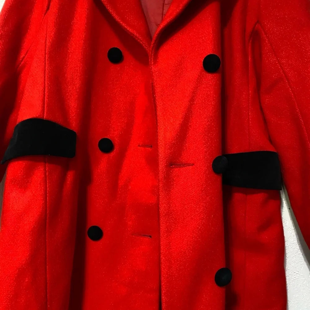 ROTHSCHILD Vintage Women’s Wool Long Coat Size 12 Red and Black Luxury Winter